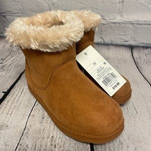Girls (toddler) size 11 boots, NWT